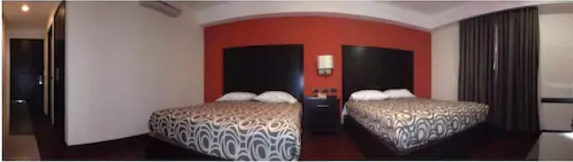 Hotel Victoria Inn San Juan del Río Екстериор снимка