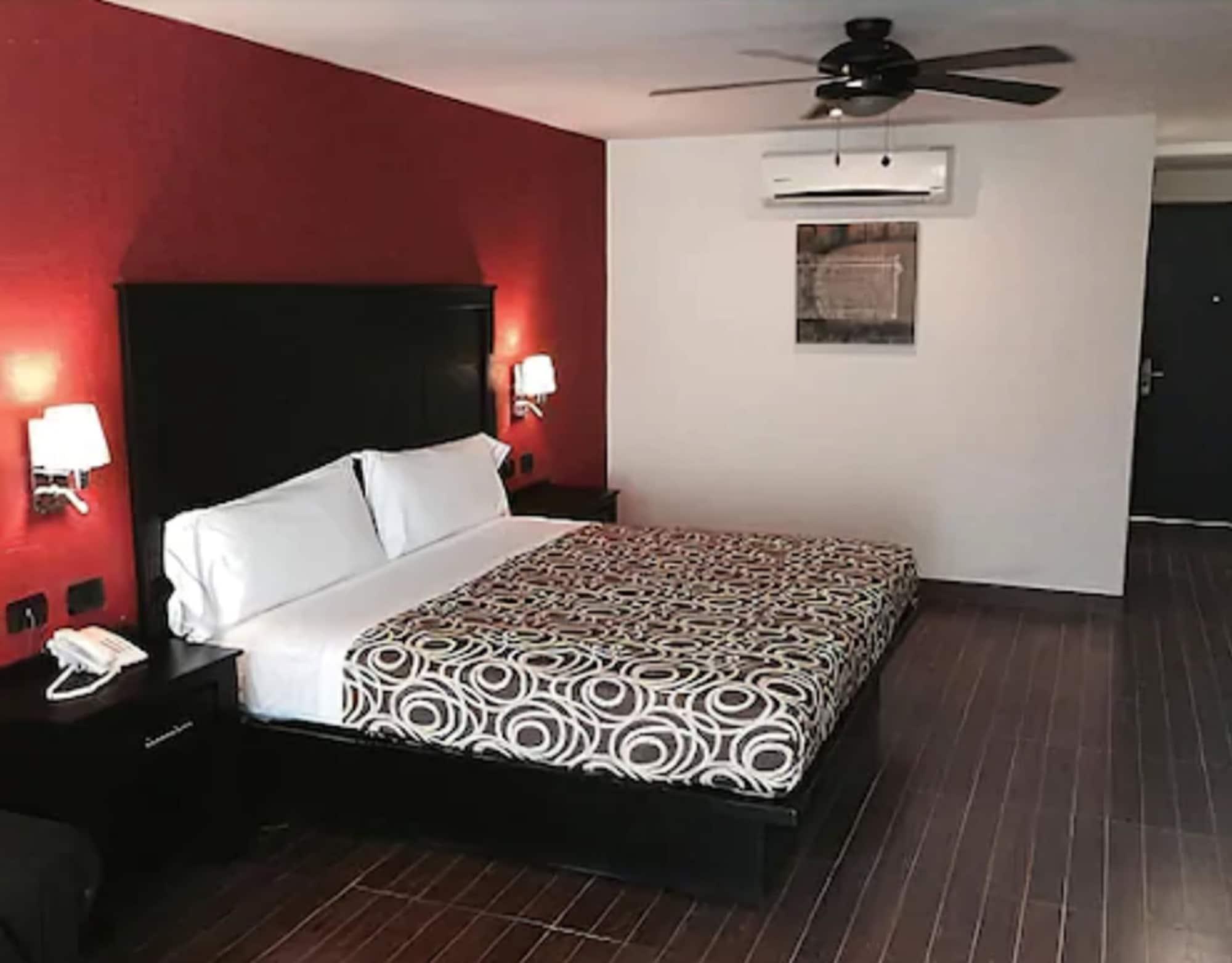 Hotel Victoria Inn San Juan del Río Екстериор снимка