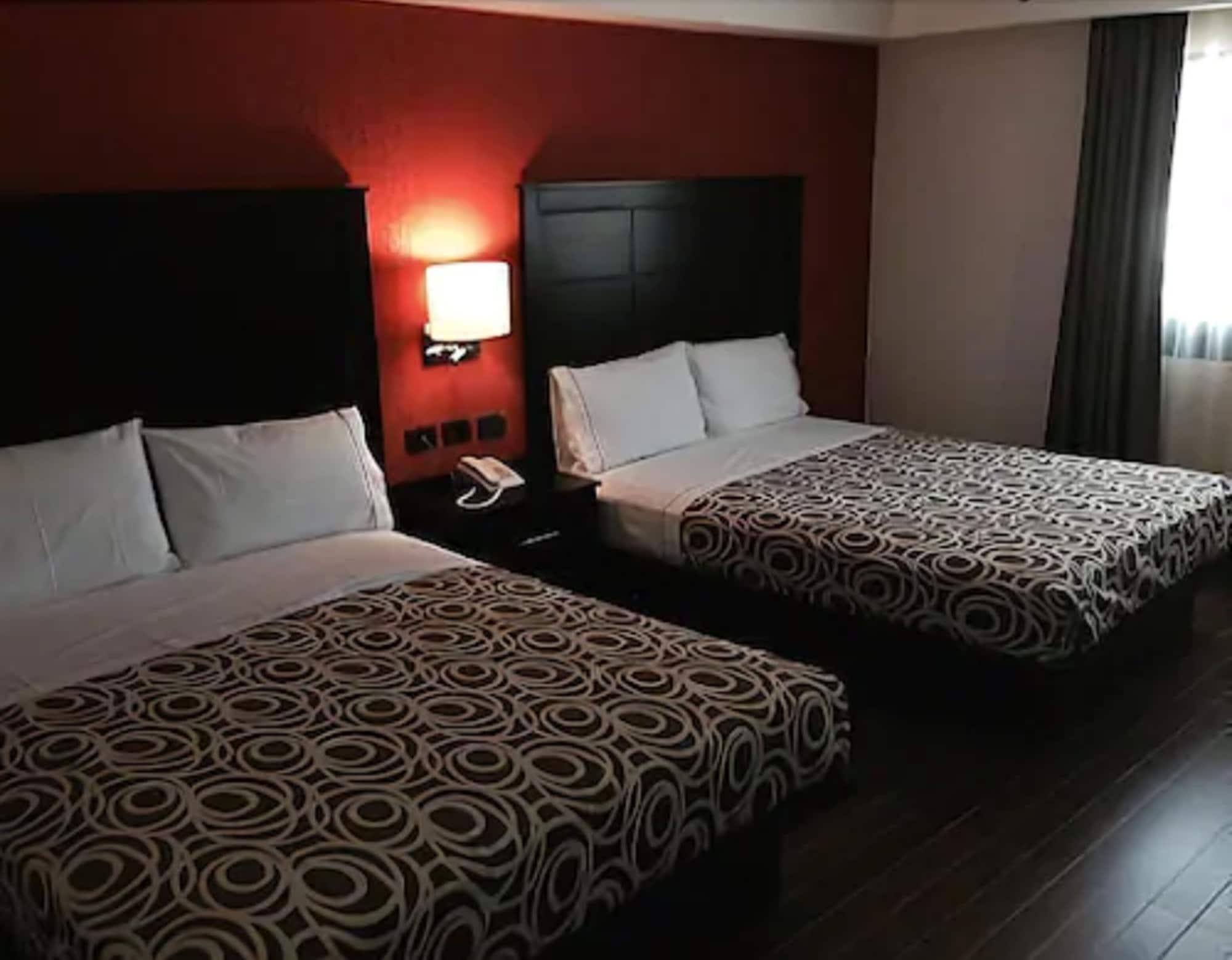 Hotel Victoria Inn San Juan del Río Екстериор снимка